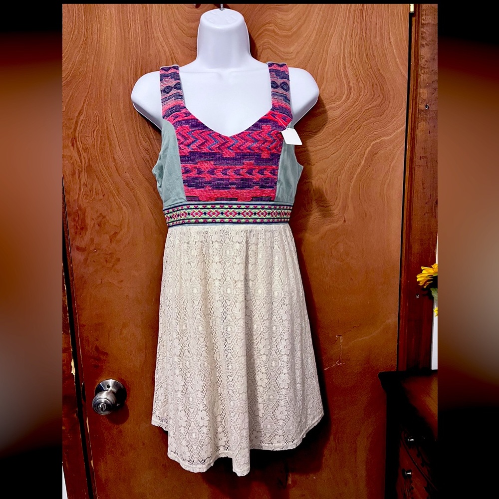 Junior women’s summer sundress. Croquet lace bottom with BoHo Aztec too. Small